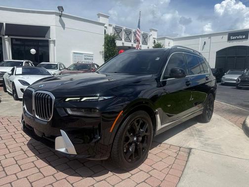 2023 BMW X7 xDrive40i