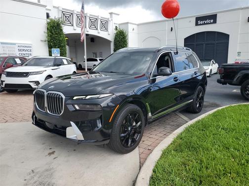2023 BMW X7 xDrive40i