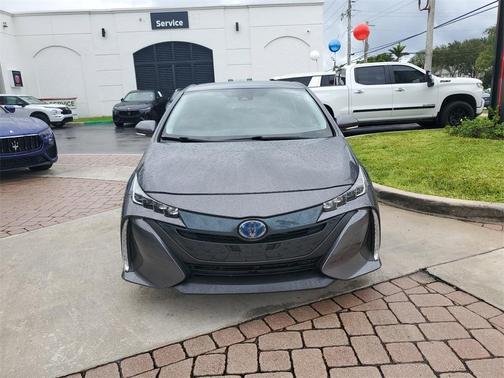 2021 Toyota Prius Prime LE