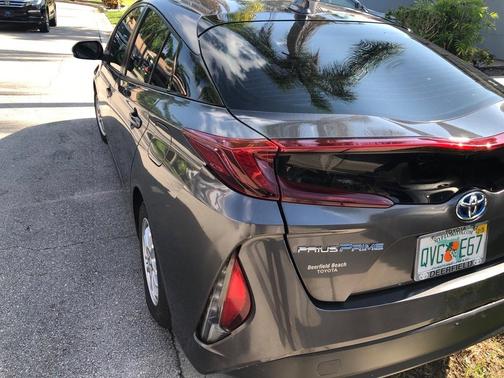 2021 Toyota Prius Prime LE