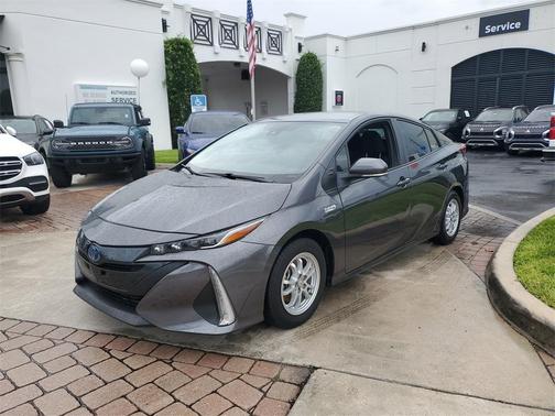 2021 Toyota Prius Prime LE