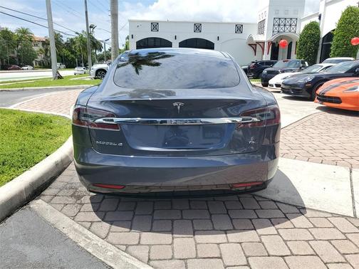 2018 Tesla Model S 75D