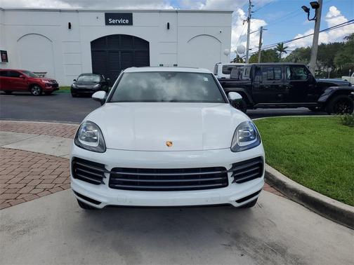 2022 Porsche Cayenne Platinum Edition
