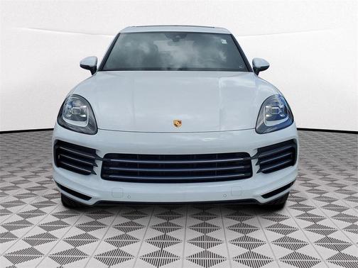 2022 Porsche Cayenne Platinum Edition