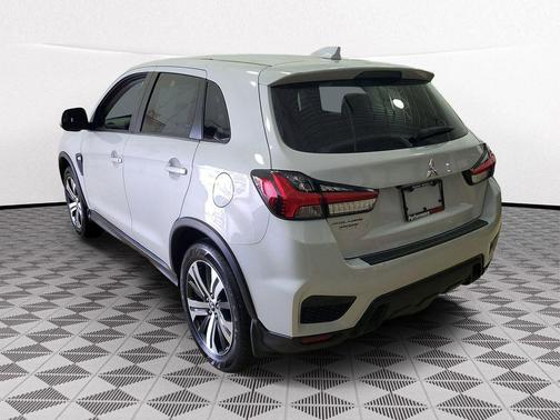 White Diamond 2026 Mitsubishi Outlander Sport 2.0 ES