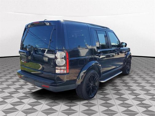 2016 Land Rover LR4 Base