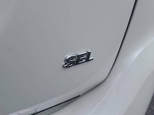 Pearl White 2020 Mitsubishi Outlander SEL