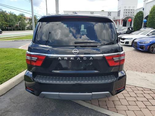 2022 Nissan Armada SV