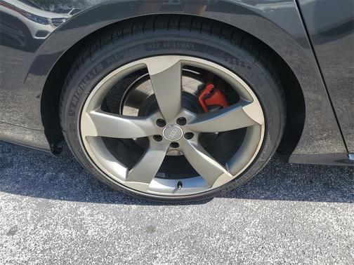 2015 Audi S8 4.0T quattro