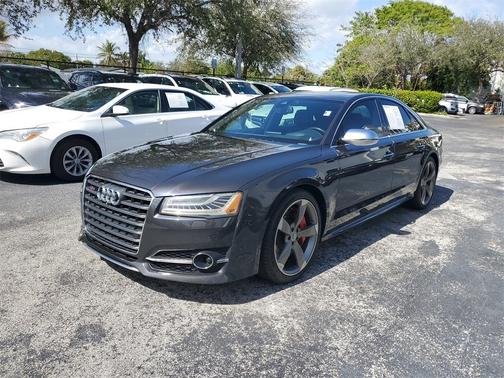2015 Audi S8 4.0T quattro