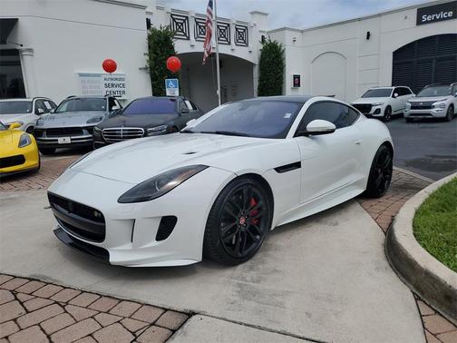 2017 Jaguar F-TYPE R