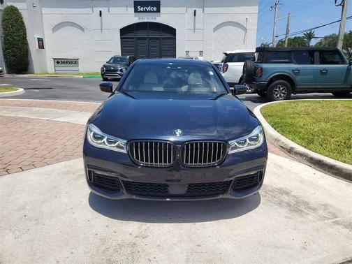 2018 BMW 750 i xDrive