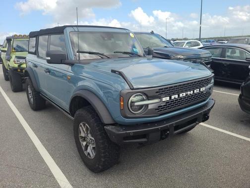2022 Ford Bronco Badlands