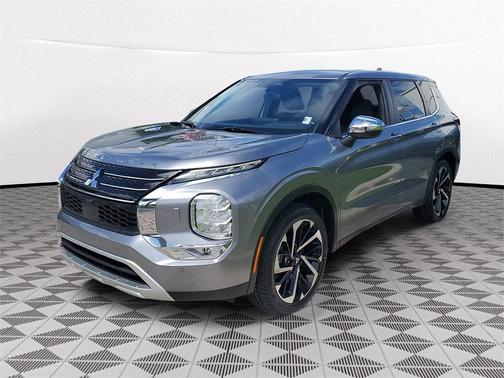 2022 Mitsubishi Outlander SE