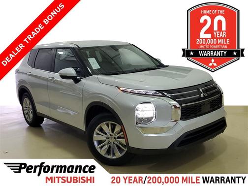 2025 Mitsubishi Outlander ES