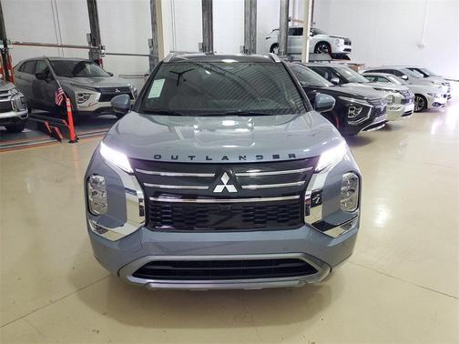 2025 Mitsubishi Outlander SEL