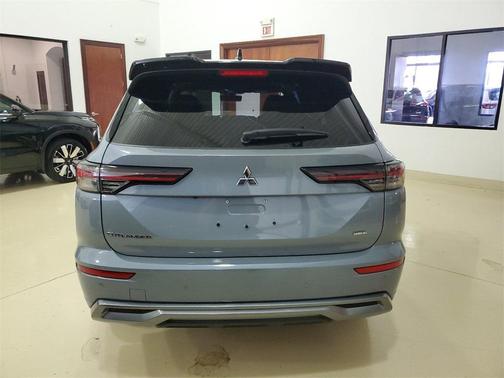 2025 Mitsubishi Outlander SEL