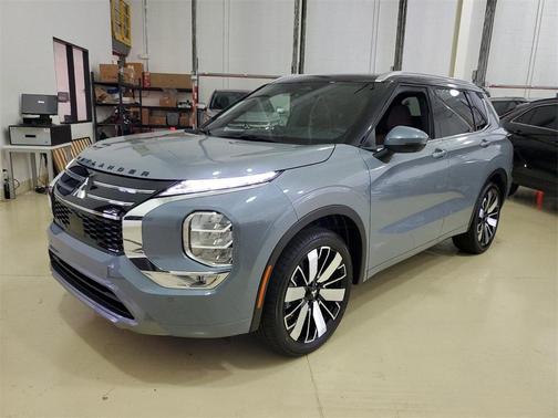 2025 Mitsubishi Outlander SEL