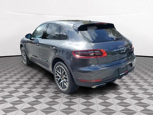 2017 Porsche Macan Base