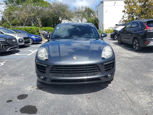 2017 Porsche Macan Base