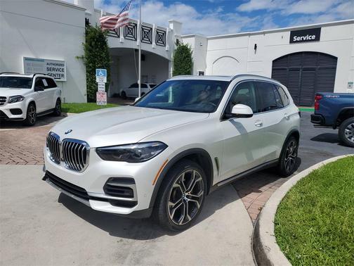 2023 BMW X5 sDrive40i