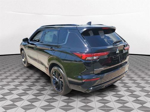 2025 Mitsubishi Outlander PHEV SEL Black Edition