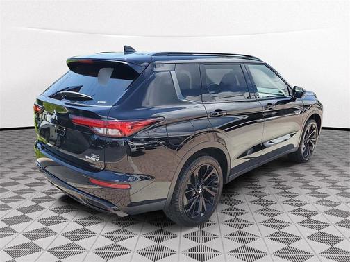 2025 Mitsubishi Outlander PHEV SEL Black Edition