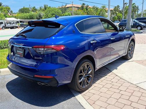 2022 Maserati Levante Modena