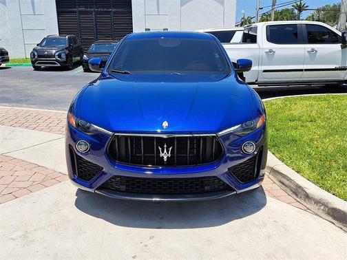 2022 Maserati Levante Modena