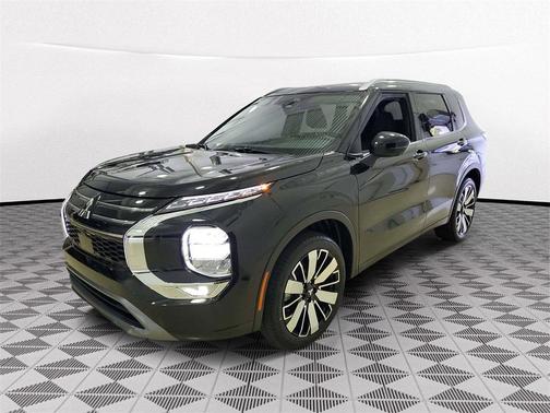 2025 Mitsubishi Outlander SEL