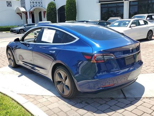 2019 Tesla Model 3 Mid Range