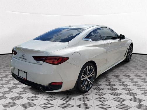 2017 INFINITI Q60 2.0T Premium