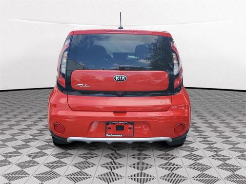 2017 Kia Soul +