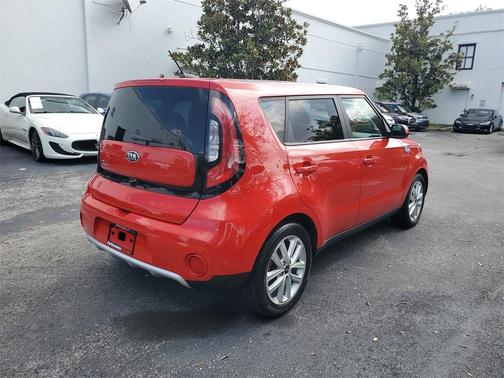 2017 Kia Soul +