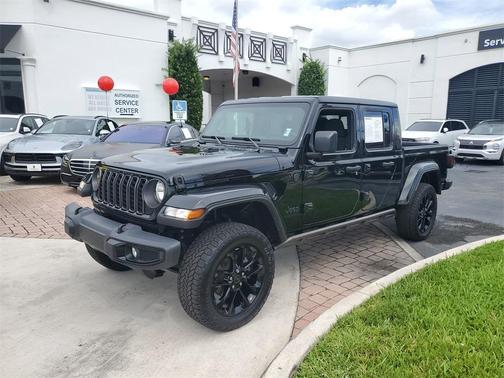 2024 Jeep Gladiator Nighthawk