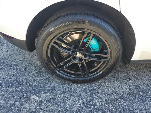 2020 Porsche Macan Base