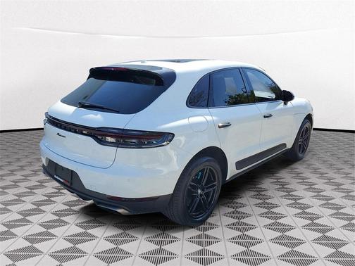 2020 Porsche Macan Base
