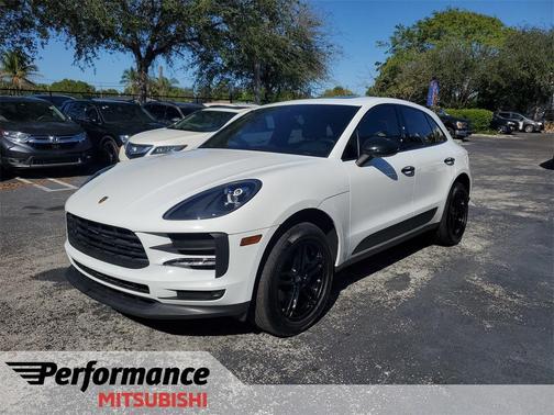 2020 Porsche Macan Base