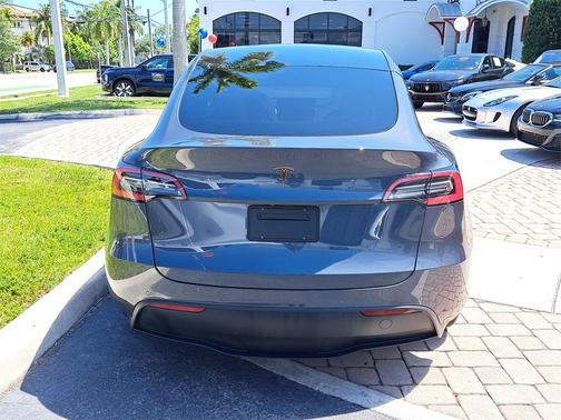 2021 Tesla Model Y Standard Range