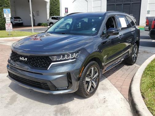 2022 Kia Sorento S