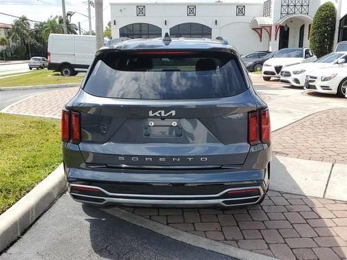 2022 Kia Sorento S