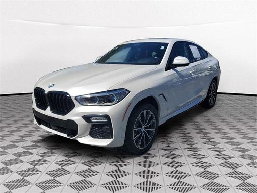 2021 BMW X6 M50i