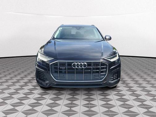 Orca Black Metallic 2019 Audi Q8 3.0T Prestige