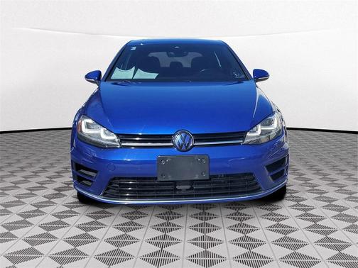 2017 Volkswagen Golf R 4-Door
