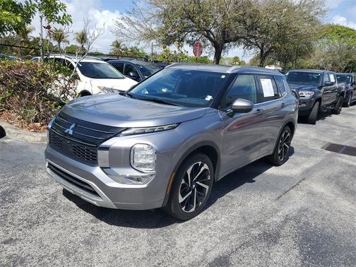 2022 Mitsubishi Outlander SEL