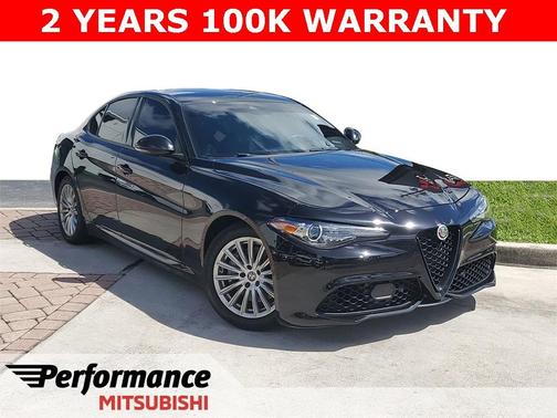 2022 Alfa Romeo Giulia Base