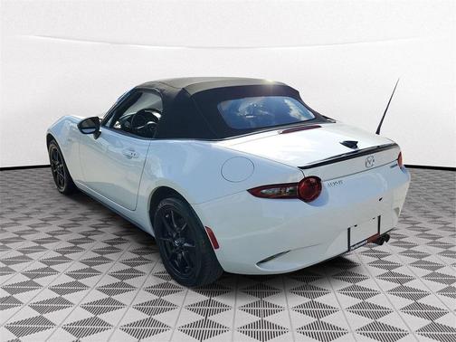 2020 Mazda MX-5 Miata Sport