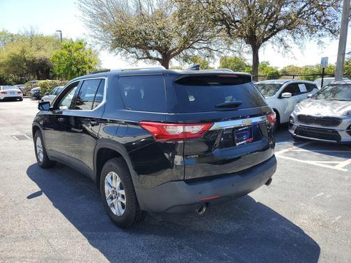 2018 Chevrolet Traverse LT Cloth