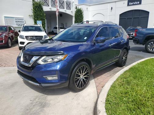 2017 Nissan Rogue SL