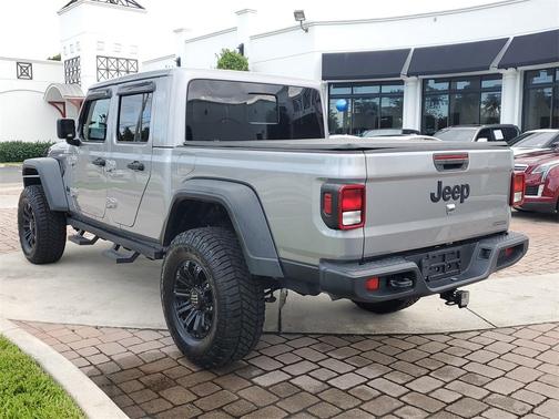 2020 Jeep Gladiator Sport